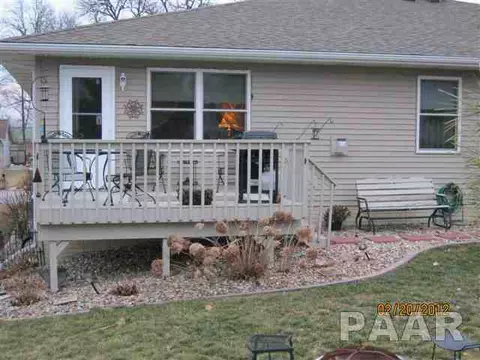 107 Grandview Cir # A, Eureka, IL 61530 photo 9
