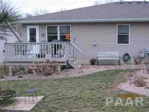 107 Grandview Cir # A, Eureka, IL 61530 photo 10