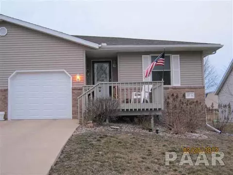 107 Grandview Cir # A, Eureka, IL 61530 photo 1