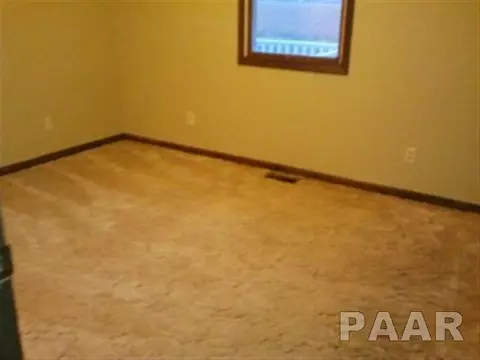 7951 Baughman School Rd, Smithfield, IL 61477 photo 6