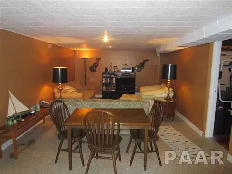 915 E Madison St, Metamora, IL 61548 photo 11