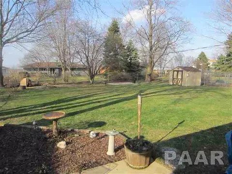 915 E Madison St, Metamora, IL 61548 photo 15