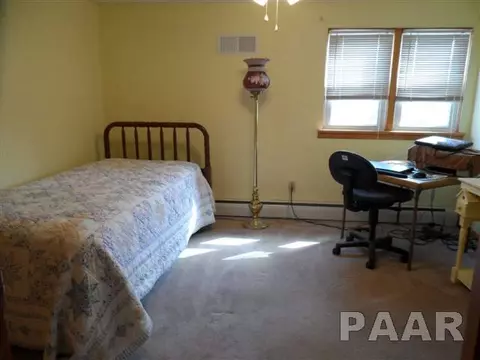 200 E 9th St, Glasford, IL 61533 photo 8