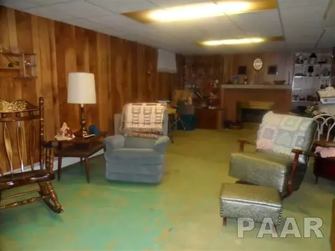 200 E 9th St, Glasford, IL 61533 photo 10