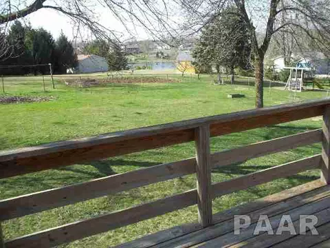 2106 Oak, Eureka, IL 61530 photo 14
