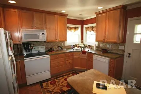 515 S Mathis St, Morton, IL 61550 photo 7