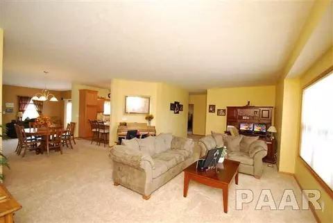 1157 County Road 700 N, Eureka, IL 61530 photo 2