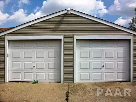 148 W Maple, Canton, IL 61520 photo 15