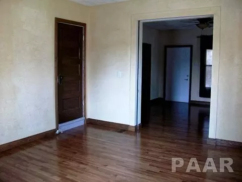 148 W Maple, Canton, IL 61520 photo 6
