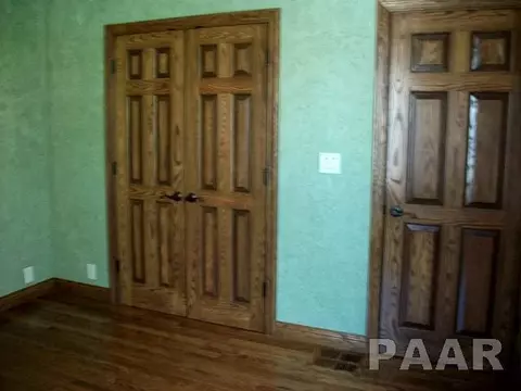 148 W Maple, Canton, IL 61520 photo 5