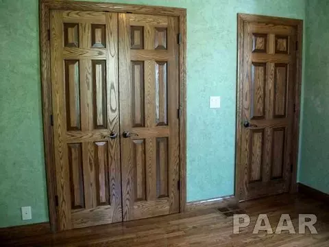 148 W Maple, Canton, IL 61520 photo 4