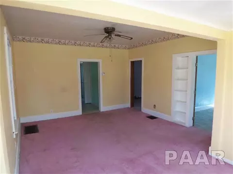 621 E Ash, Canton, IL 61520 photo 3