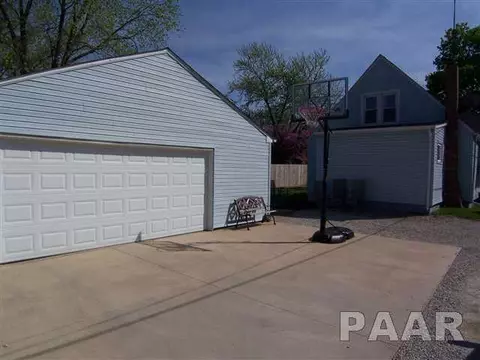 607 Walnut St, Washington, IL 61571 photo 14