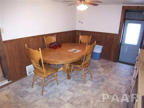 607 Walnut St, Washington, IL 61571 photo 5