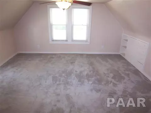 607 Walnut St, Washington, IL 61571 photo 11