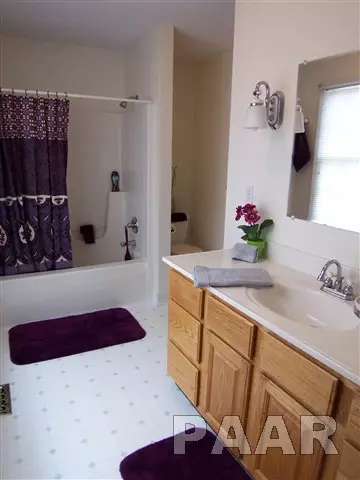 4027 S Walnut Point Dr, Mapleton, IL 61547 photo 9