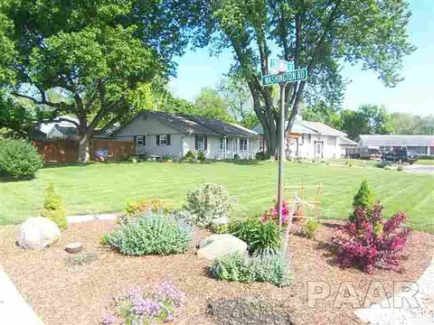 1 Colonial Ct, Washington, IL 61571 photo 13