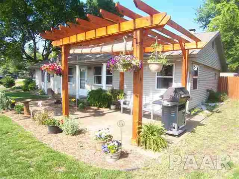 1 Colonial Ct, Washington, IL 61571 photo 15