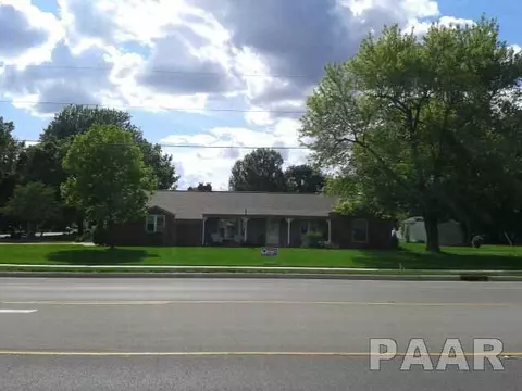 5 Laurel Dr, Canton, IL 61520 photo 1