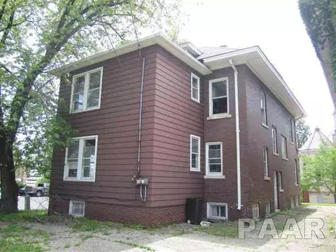 409 W Main St, Peoria, IL 61606 photo 3