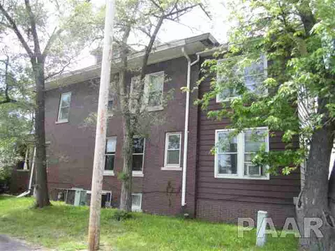 409 W Main St, Peoria, IL 61606 photo 4