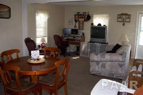 856 S 7th, Canton, IL 61520 photo 3