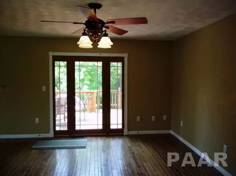 1547 Upper Spring Bay Rd, Metamora, IL 61548 photo 3