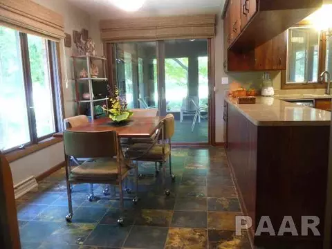 1863 Pheasant Oaks Dr, Eureka, IL 61530 photo 7