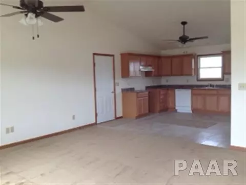 2106 Lexi Dr, Eureka, IL 61530 photo 5