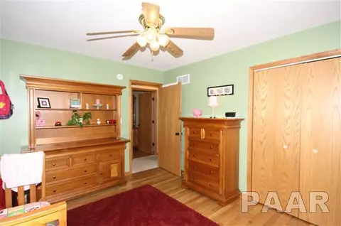 311 Pinecrest Dr, Germantown Hills, IL 61548 photo 10