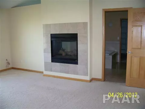 3500 E Cedar Point Dr, Chillicothe, IL 61523 photo 5