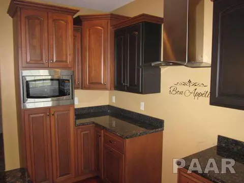 801 Stonebridge, Metamora, IL 61548 photo 6