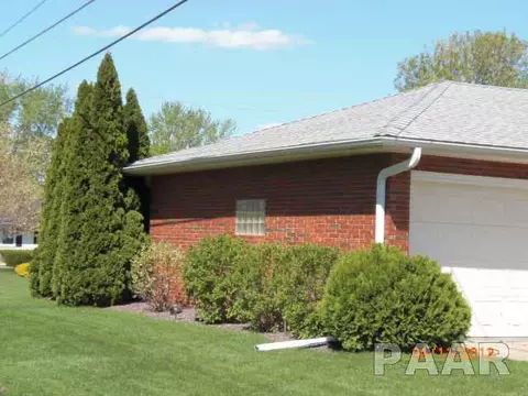 1007 E Johnson St, Morton, IL 61550 photo 1