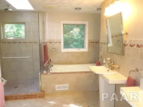 10920 N Pauli Rd, Dunlap, IL 61525 photo 10