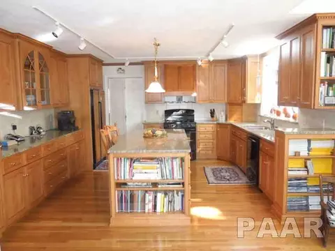 10920 N Pauli Rd, Dunlap, IL 61525 photo 4