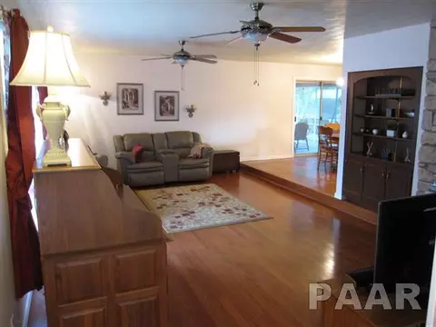 219 Elgin Ave, Washington, IL 61571 photo 2