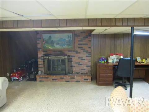 219 Elgin Ave, Washington, IL 61571 photo 11