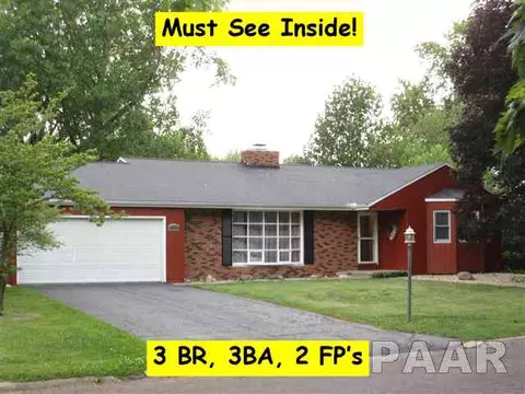 219 Elgin Ave, Washington, IL 61571 photo 1