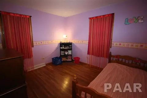 514 Embert Pl, Peoria, IL 61603 photo 8