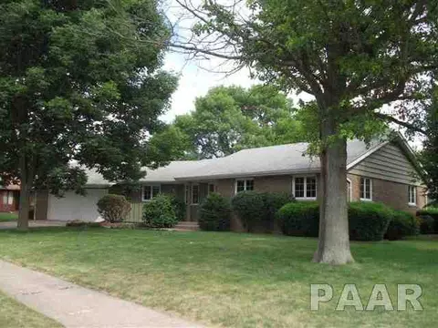 835 E Forestwood, Morton, IL 61550 photo 1