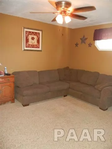 411 Westminster, Germantown Hills, IL 61548 photo 11