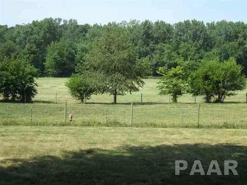 720 S Hilldale, Eureka, IL 61530 photo 3