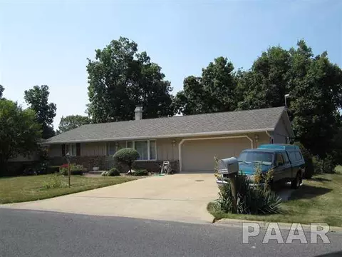 720 S Hilldale, Eureka, IL 61530 photo 1