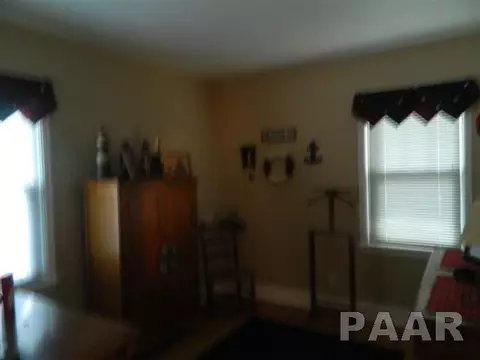 102 E Pine St, Metamora, IL 61548 photo 8
