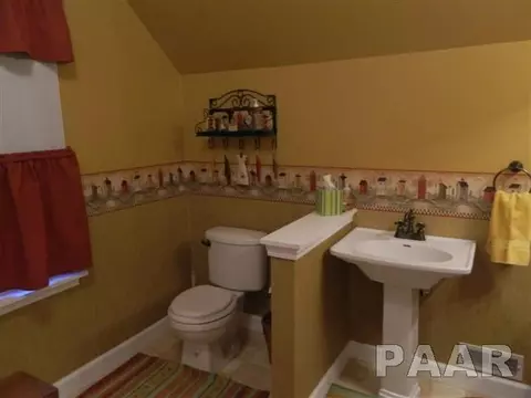 102 E Pine St, Metamora, IL 61548 photo 10