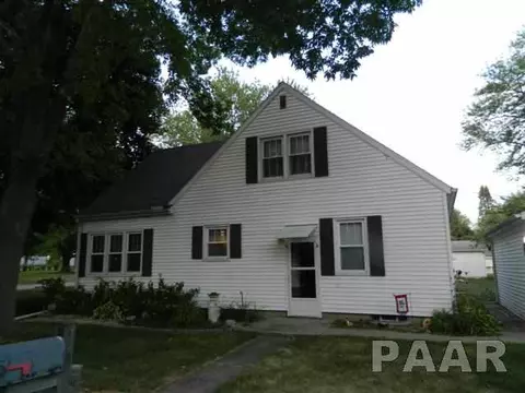 102 E Pine St, Metamora, IL 61548 photo 2