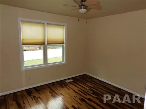 333 Arbor Vitae Dr, Metamora, IL 61548 photo 13