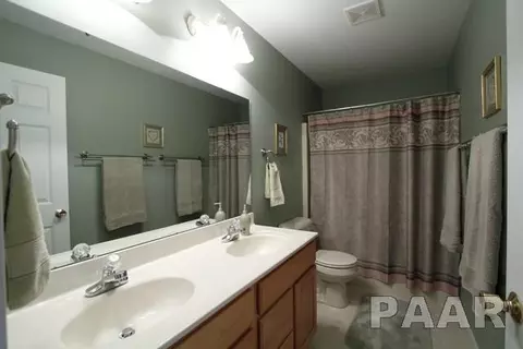 2411 W Murphy, Dunlap, IL 61525 photo 14
