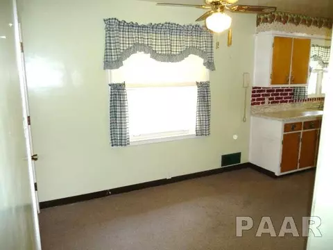 4502 S Silvis Rd, Bartonville, IL 61607 photo 4
