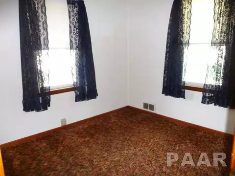 4502 S Silvis Rd, Bartonville, IL 61607 photo 8